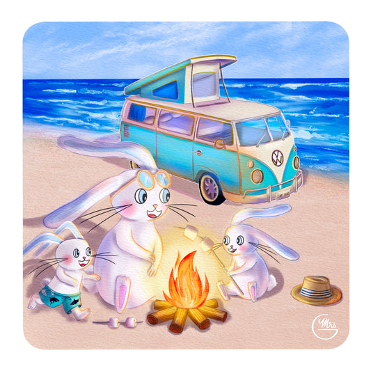 Carte postale. Évasion en famille : Lapinou et ses proches partagent rires et marshmallows au bord de la mer !
